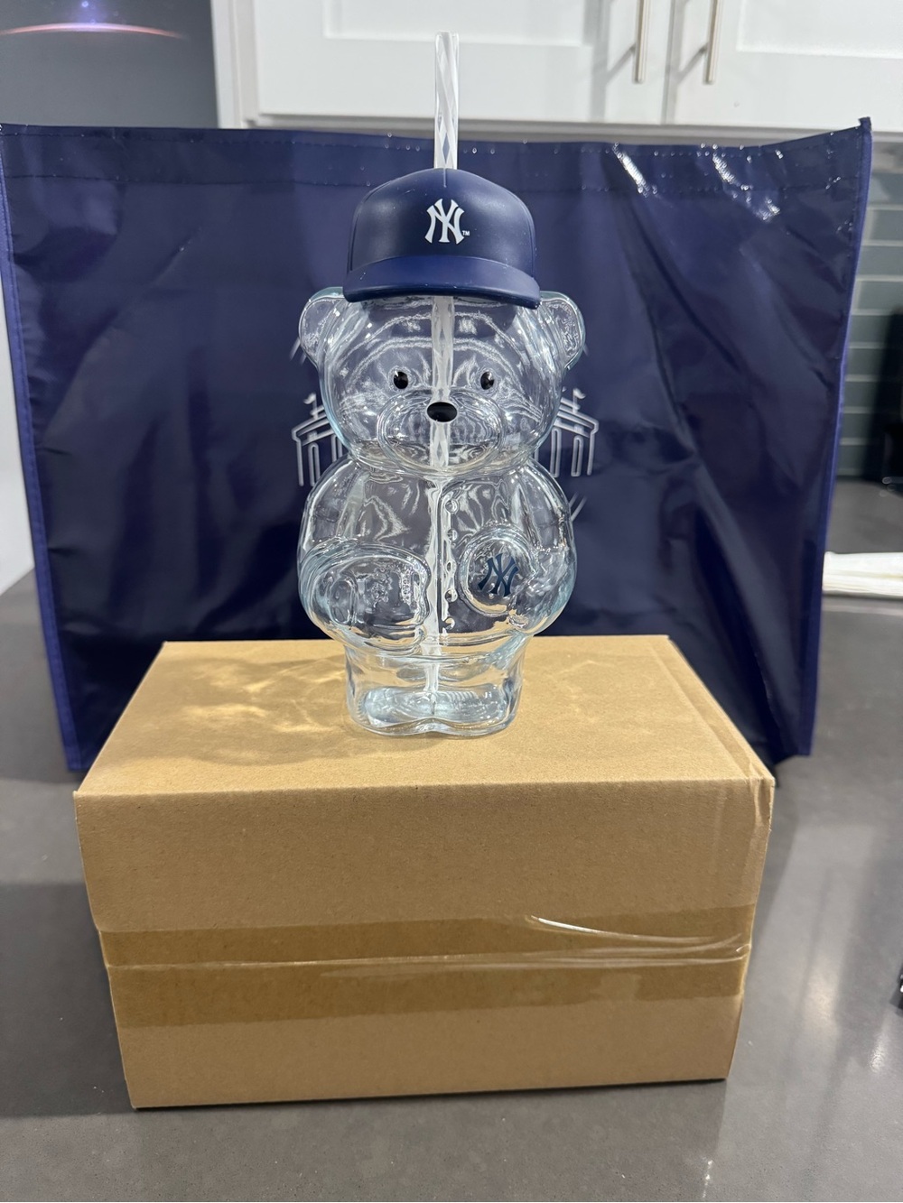New York Yankees Clear Glass Bear Cup